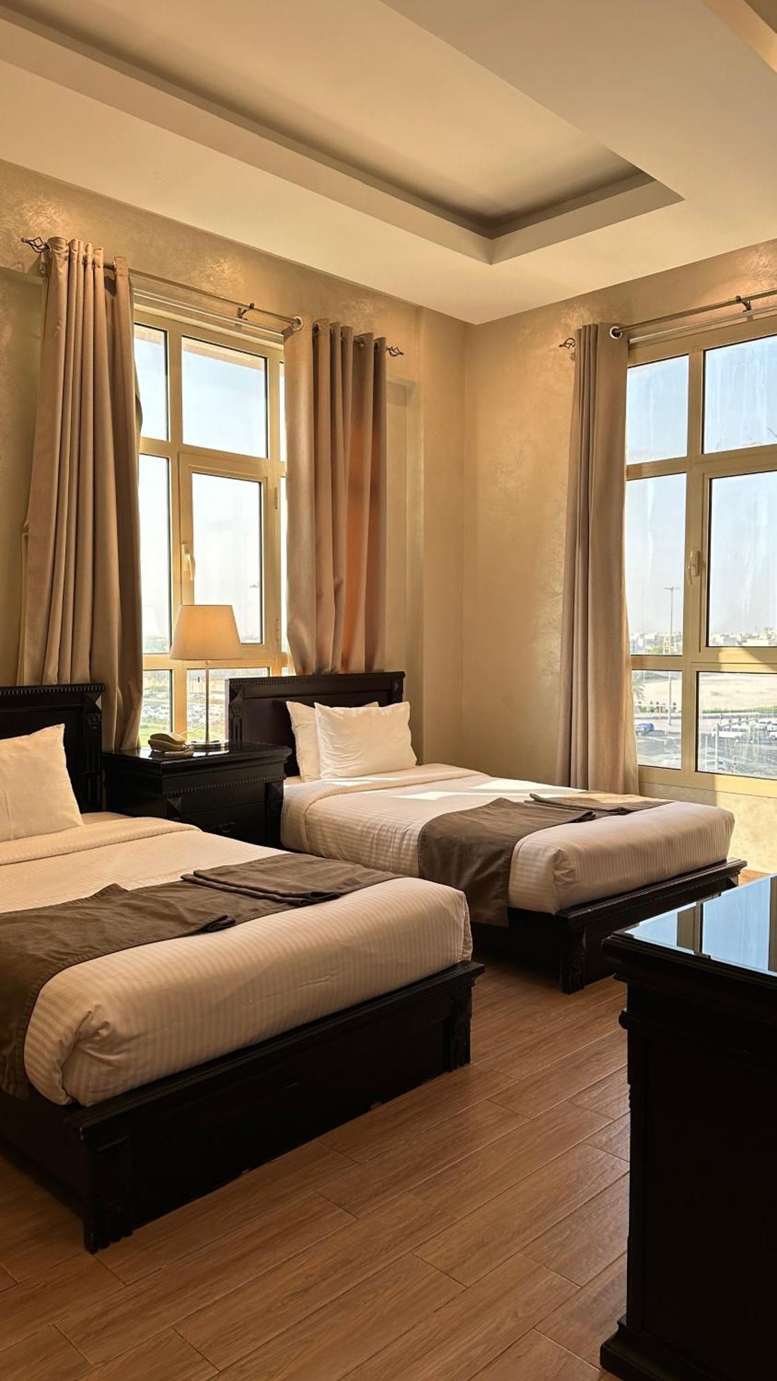 Le Park Hotel Doha Bagian luar foto